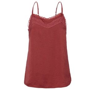 CAbi All Purpose Cami 3976